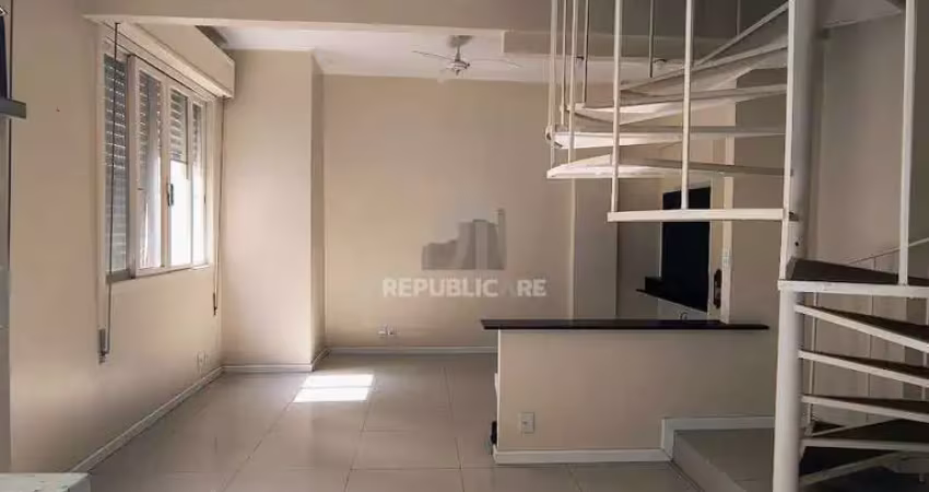 Apartamento à venda no centro histórico com 65m² e 1 dormitório/quarto disponível