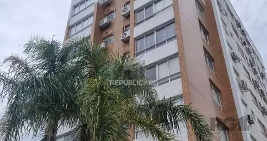 Apartamento semimobiliado e decorado no bairro auxiliadora, com 91 m²