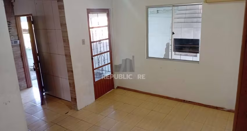 Casa 3 dormitórios à venda Partenon Porto Alegre/RS