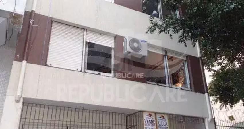 Apartamento semimobiliado à venda no centro histórico de porto alegre – pronto p