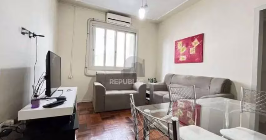 Apartamento à venda no menino deus, 51 m², com 2 dormitórios/quartos disponíveis.