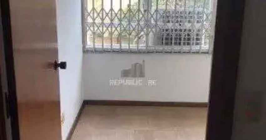 Escritório à venda no bairro cidade baixa com 30 m² de área útil disponível.