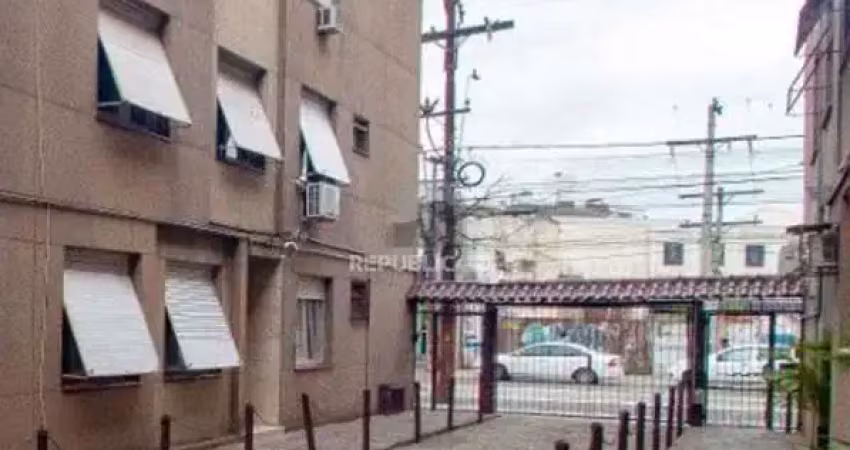 Apartamento à venda com 56 m² e 2 dormitórios na azenha, excelente localização!