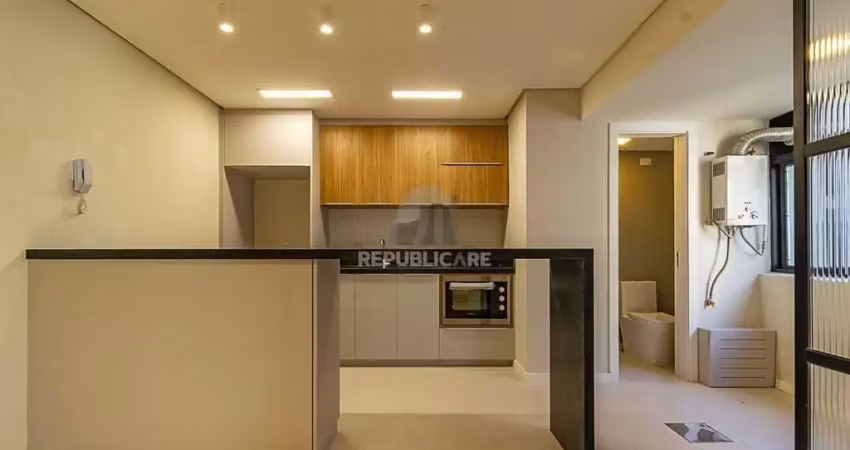 Apartamento a venda no bairro auxliadora dois dormitórios, totalmente reformado.