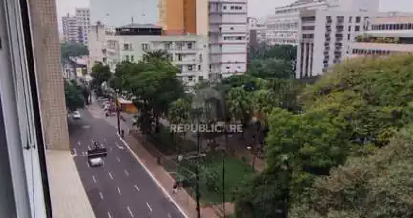 Apartamento com 3 quartos à venda na Rua Ramiro Barcelos, 1090, Rio Branco, Porto Alegre