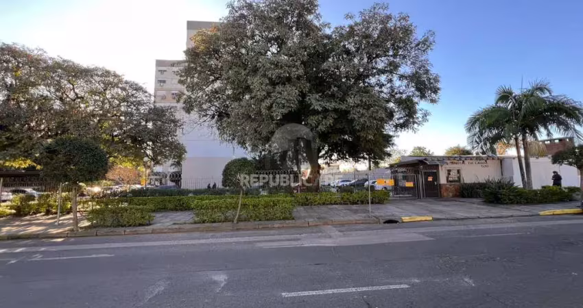 Apartamento com 3 dormitórios, 1 vaga, no bairro cristal, porto alegre, rs