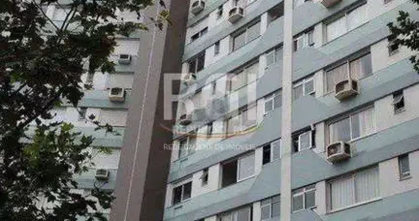 Apartamento à venda no centro histórico com 68 m² e 2 dormitórios/quartos.