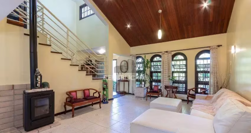 Casa residencial à venda no bairro cristal com 308 m² e 3 dormitórios.