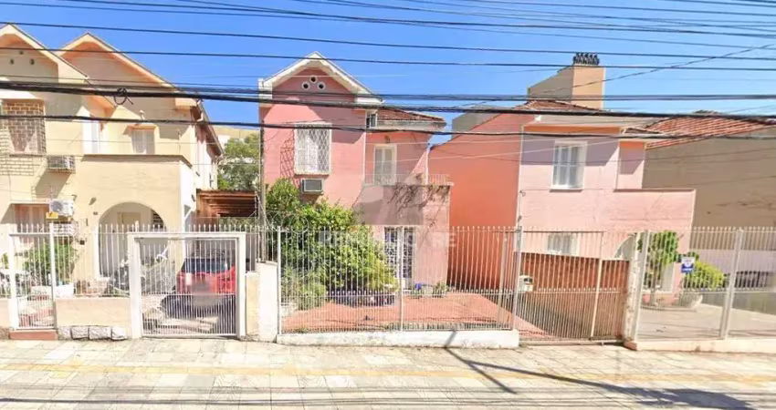 Casa residencial à venda no menino deus com 3 dormitórios e 109 m² de área útil