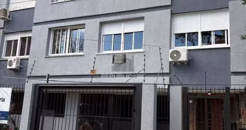 Apartamento à venda no menino deus - 57m² com 2 dormitórios/quartos disponíveis.