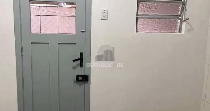 Apartamento à venda no bairro navegantes com 54 m² e 1 dormitório/quarto disponível