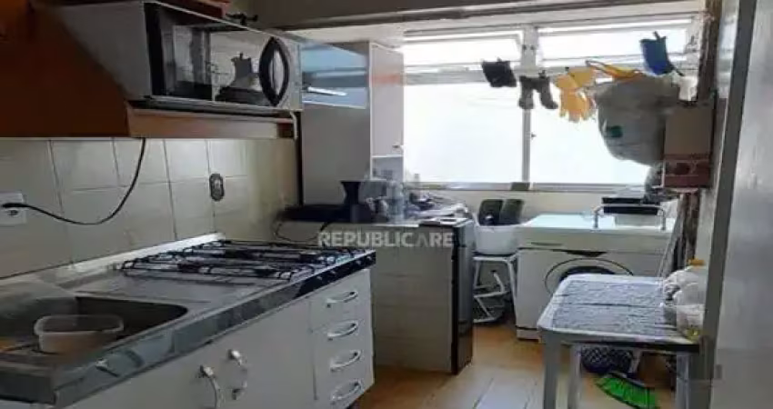 Apartamento à venda no menino deus com 36m² e 1 dormitório/quarto disponível.