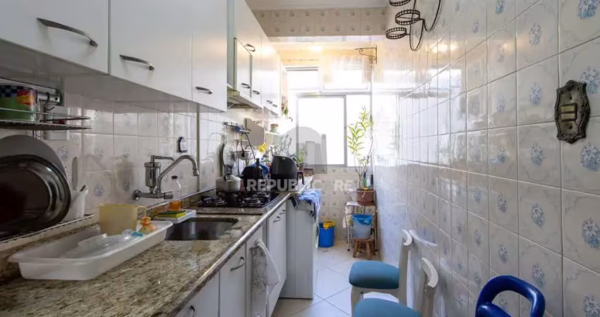Apartamento à venda no bairro menino deus com 49 m² e 1 dormitório/quarto.