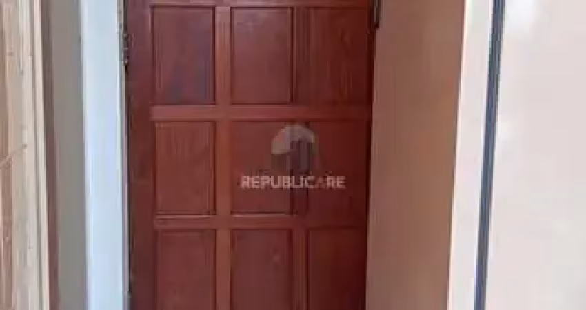 Apartamento à venda com 31m² e 1 dormitório no bairro costa e silva