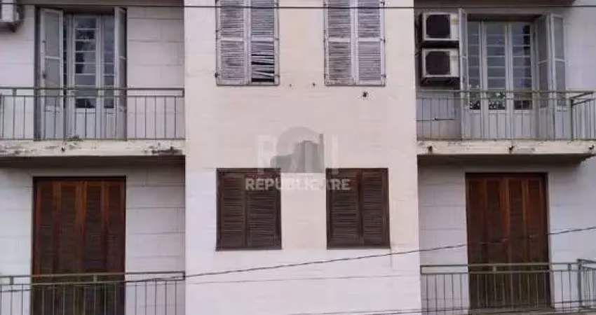 Edifício residencial à venda no centro histórico com 656 m² de área útil