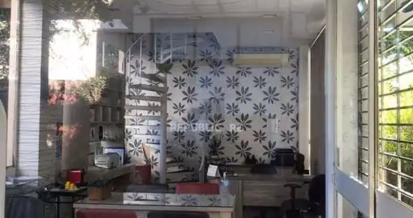 Ponto comercial/loja à venda no bairro auxiliadora, com área de 79 m² disponível.
