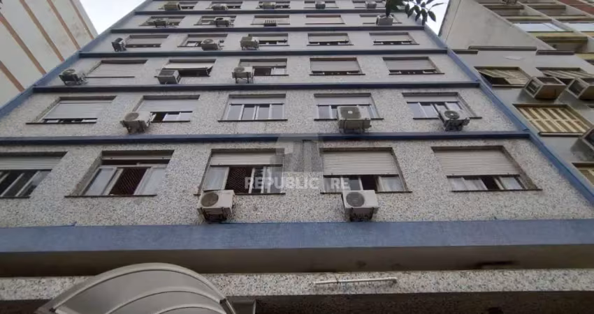 Apartamento à venda no centro histórico com 70 m² e 2 dormitórios/quartos disponíveis
