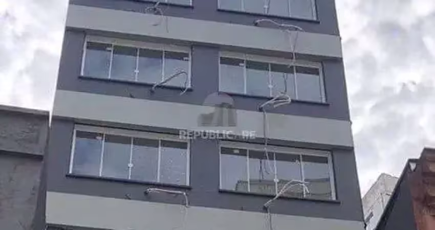 Apartamento studio à venda no centro histórico com 30 m² e 1 dormitório/quarto.