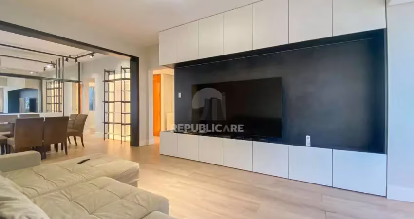 Apartamento à venda no centro histórico com 140 m² e 2 dormitórios/quartos.