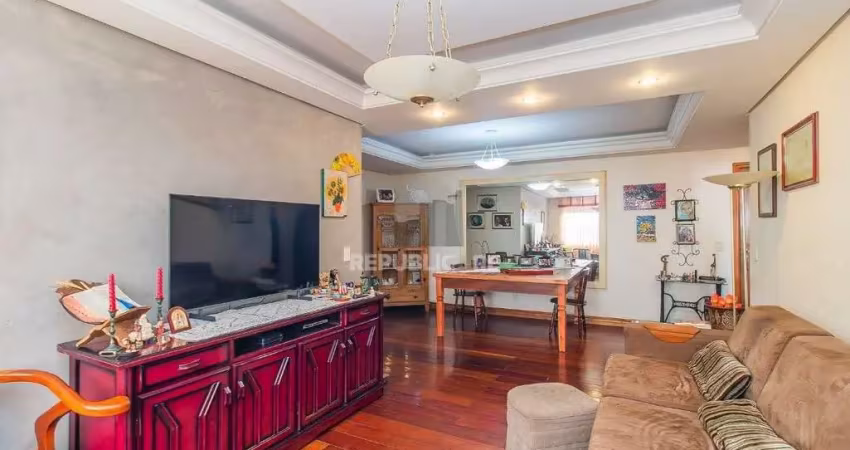 Apartamento 03 dormitórios (1 suíte) no bairro rio branco, com 111,09 m² de área
