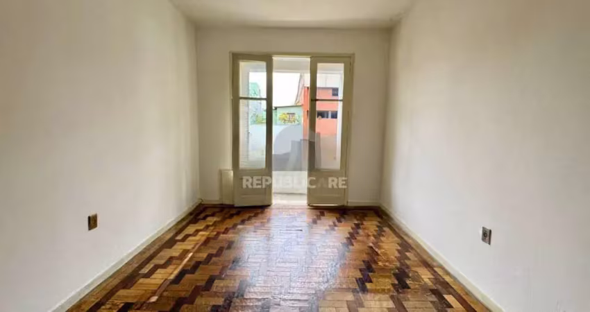 Apartamento à venda no bairro bom fim, com 86m² e 3 dormitórios/quartos disponíveis.
