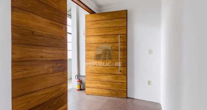 Apartamento à venda na cidade baixa com 256 m² e 4 dormitórios/quartos disponíveis.