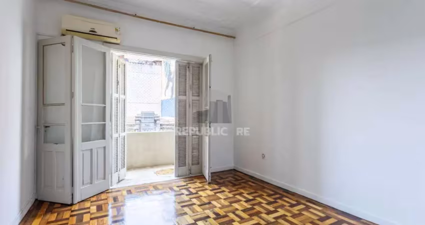 Apartamento à venda no centro histórico com 79 m² e 2 dormitórios/quartos disponíveis