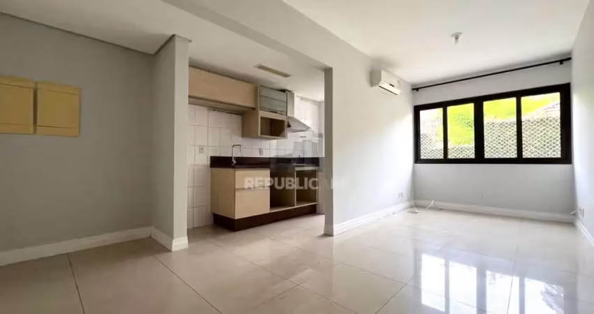 Apartamento à venda em moinhos de vento com 43m² e 1 dormitório/quarto disponível.