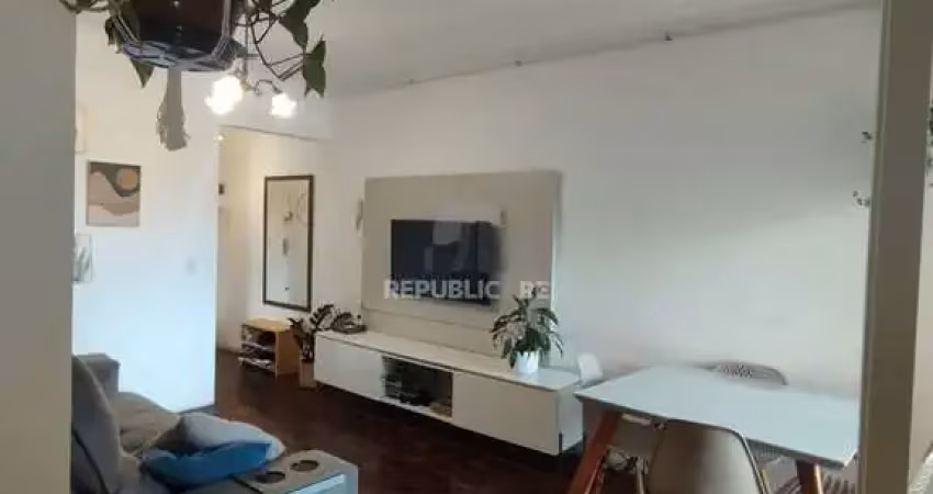 Apartamento à venda no bairro cidade baixa com 77 m² e 3 dormitórios/quartos.