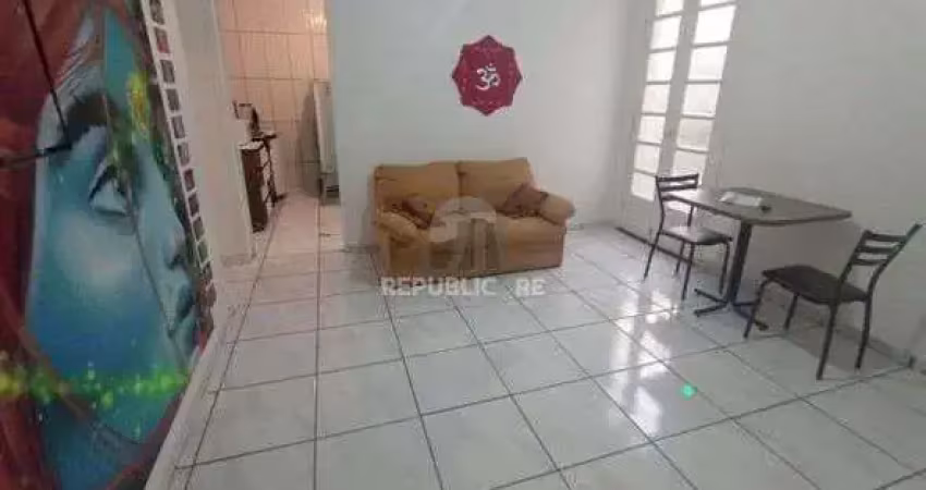 Apartamento para aluguel na azenha com 61m² e 2 dormitórios/quartos disponíveis.