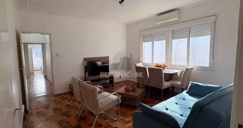 Apartamento à venda no centro histórico com 121 m² e 3 dormitórios/quartos.