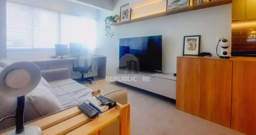 Apartamento à venda no centro histórico com 36 m² e 1 dormitório/quarto disponíveis.