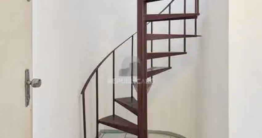 Cobertura para aluguel, 85 m², 1 dormitório no bairro cidade baixa.