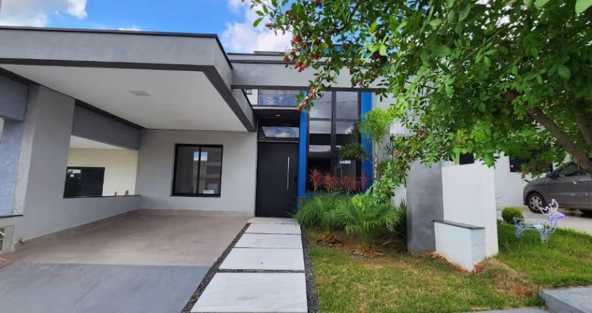 Casa em condominio com 3 dorm, sendo 1 suite, ar condic. semi mobiliada, linda!!!