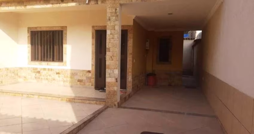 Casa em Condomínio para Venda em Rio de Janeiro, Cpo Grande estrada de santa maria Bairro Tingui, 2 dormitórios, 1 suíte, 3 banheiros, 2 vagas
