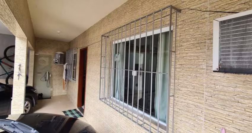 Casa para Venda em Rio de Janeiro, Campo Grande, 4 dormitórios, 1 suíte, 3 banheiros, 5 vagas