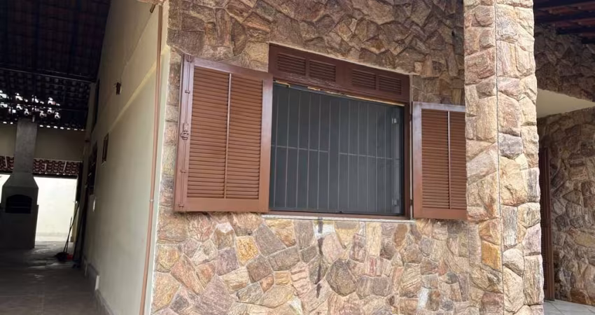 Casa para Venda em Rio de Janeiro, Campo Grande, 2 dormitórios, 1 suíte, 2 banheiros, 2 vagas