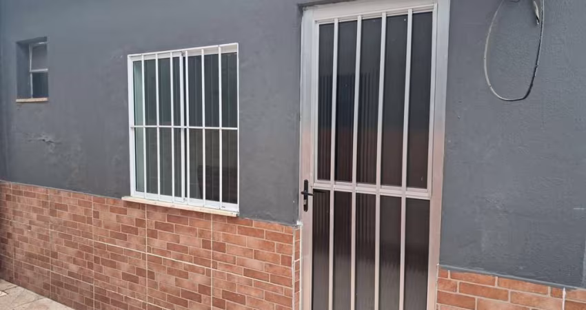 Casas de Vila para Venda em Rio de Janeiro, Campo Grande, 1 dormitório, 1 banheiro