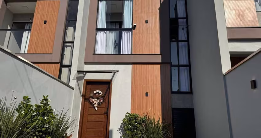 Sobrado Mobiliado com 2 suítes em Balneário Piçarras