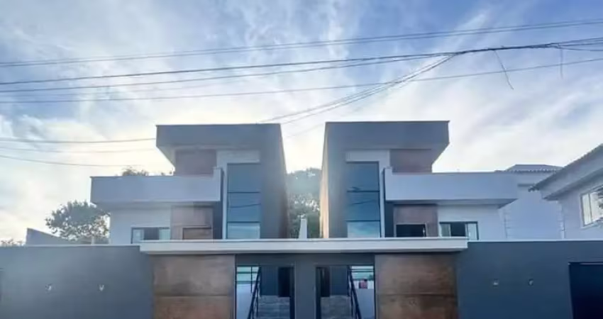Casa com 3 quartos à venda na Rua 33, Loteamento Extensão do Serramar, Rio das Ostras