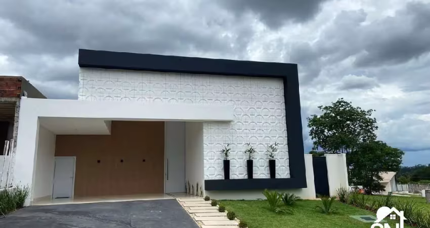 Linda casa térrea a venda no condomínio golfe clube go