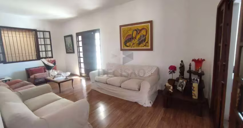 Casa à venda, 4 quartos, 2 suítes, 2 vagas, São Lucas - Belo Horizonte/MG