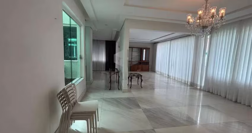 Casa à venda, 5 quartos, 3 suítes, 6 vagas, Belvedere - Belo Horizonte/MG