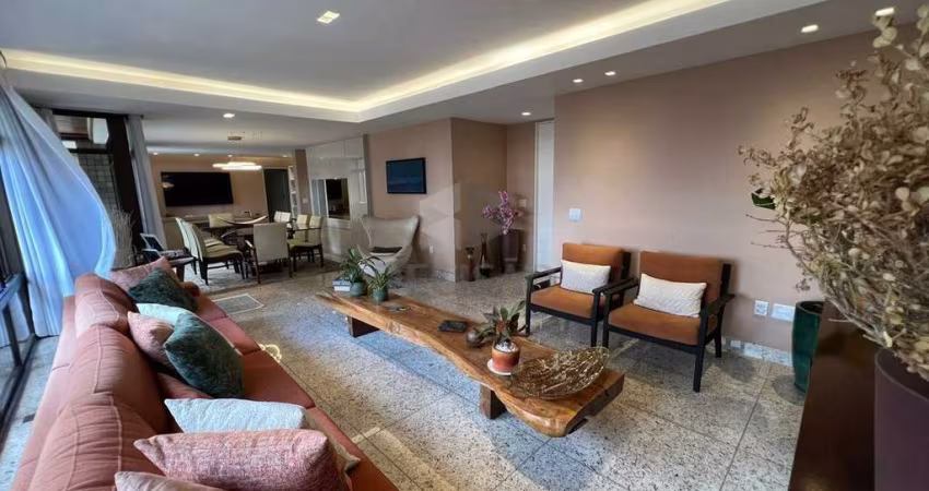 Apartamento 4 Quartos à venda, 4 quartos, 2 suítes, 3 vagas, Santo Antônio - Belo Horizonte/MG