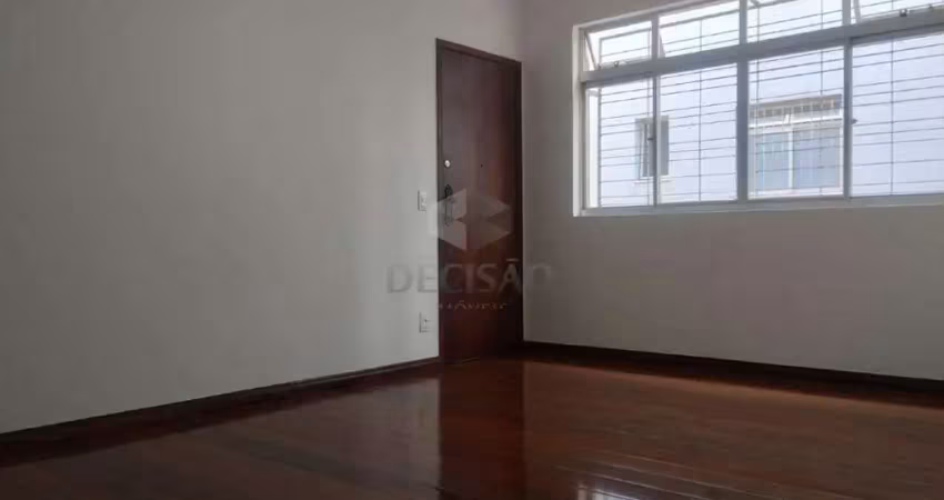 Apartamento com 3 quartos para alugar no Sion, Belo Horizonte 