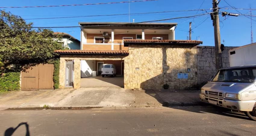 Ótima Casa à Venda - 5 Quartos - Taquaral - Campinas/SP