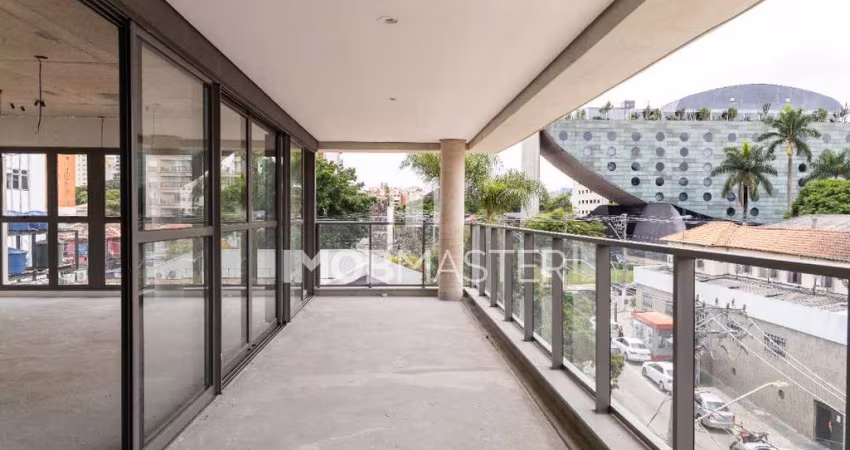 Apartamento com 210 m², 3 suítes à venda no Jardim Paulista.
