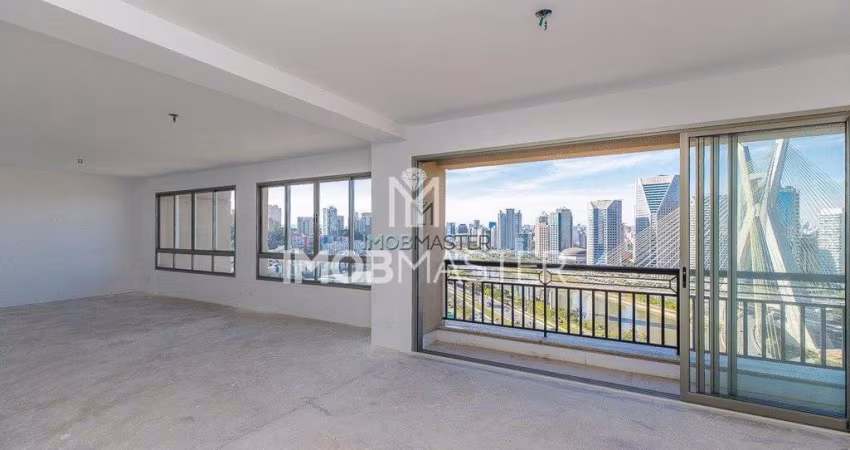 Apartamento de 252m2 com vista para a Ponte Estaiada.