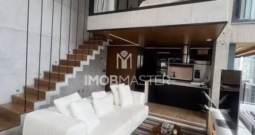 Duplex com 90 m² , 1 quarto sendo 1 suíte à venda no bairro Vila Olímpia