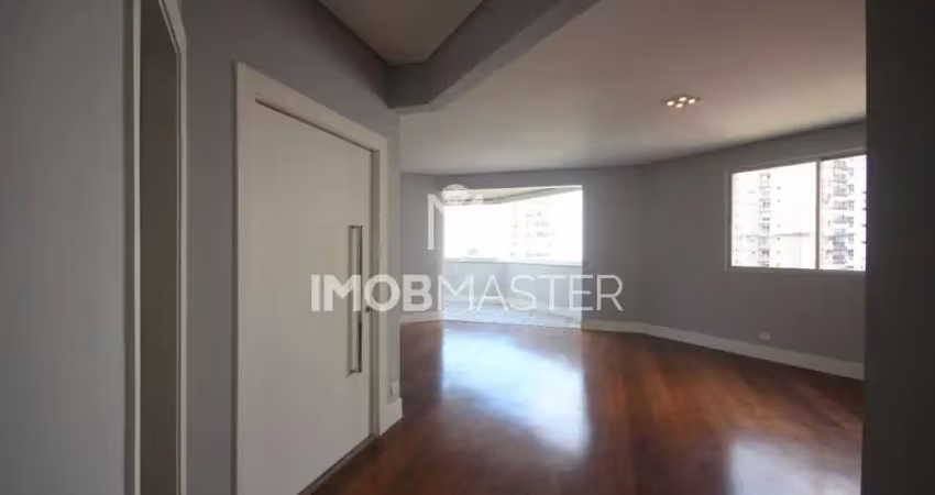 Apartamento com 244.38 m², 3 quartos sendo 3 suítes à venda no bairro moema pássaros.
